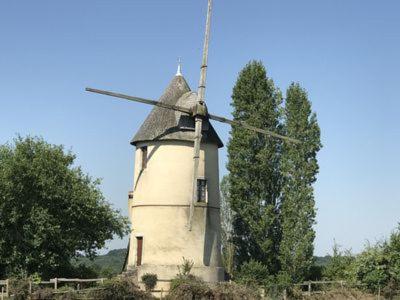 B&B Saint-Cyr-des-Gâts - Moulin à vent le champ du trail - Bed and Breakfast Saint-Cyr-des-Gâts