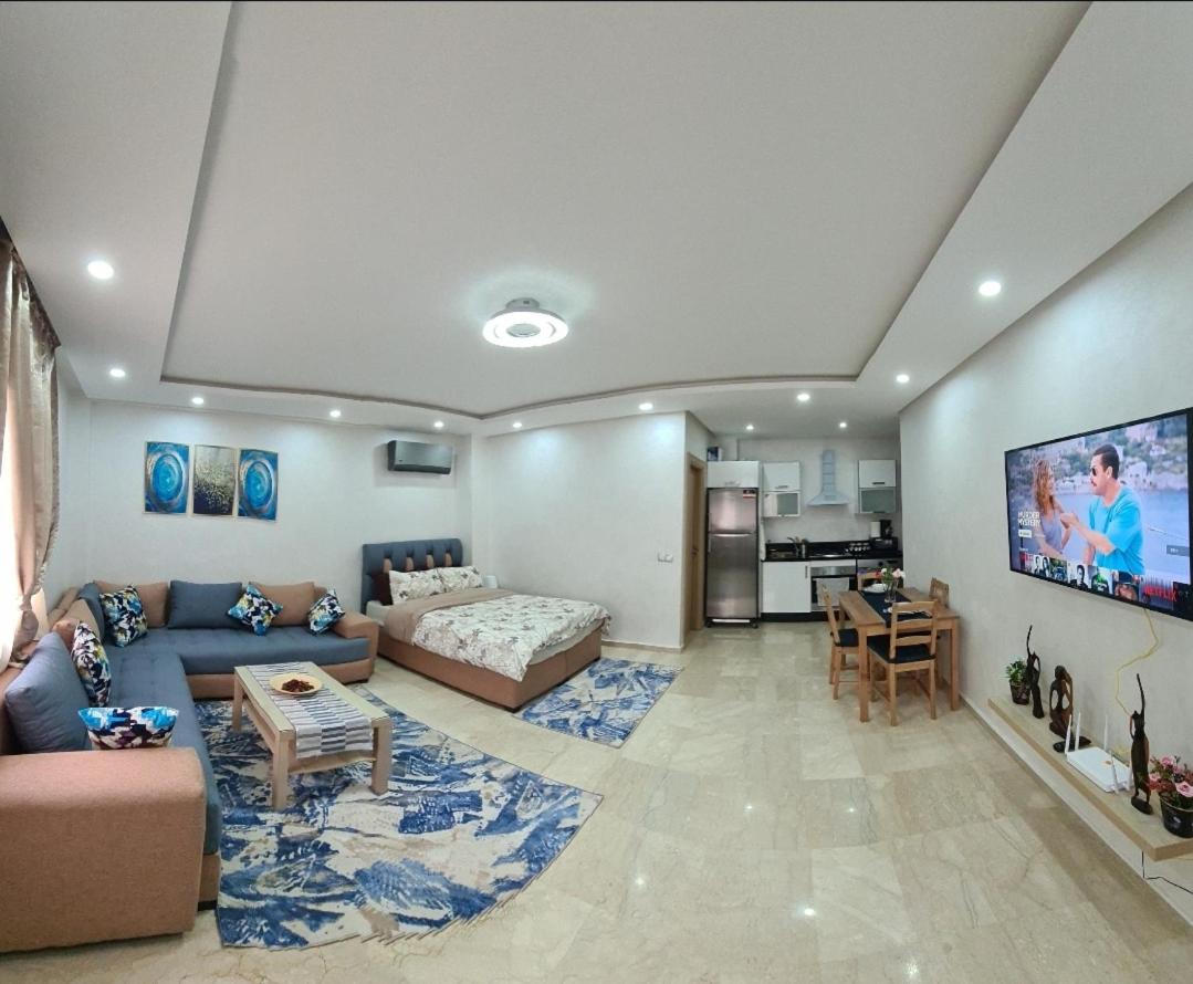 CENTRAL VIP STUDIO appartement - Ferienwohnung