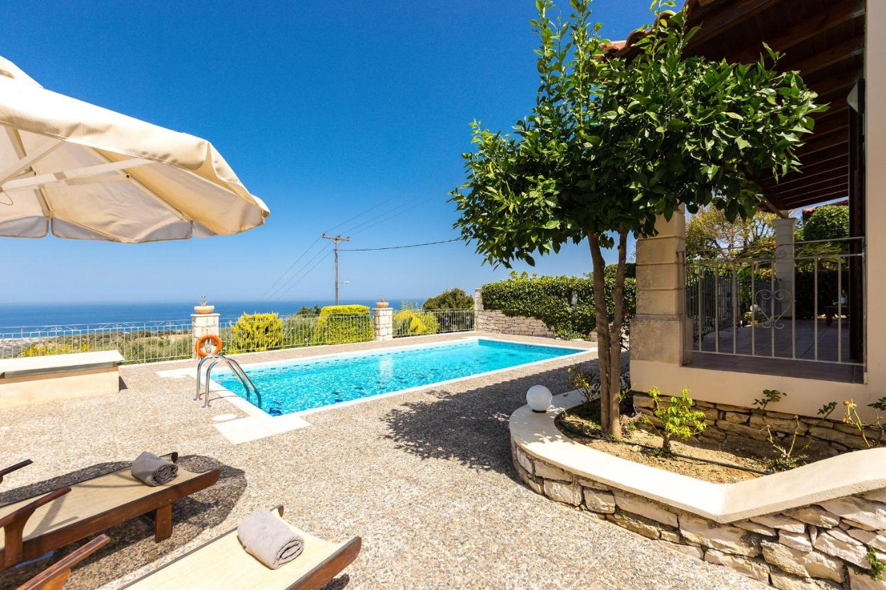 One Bedroom Villa with Private Pool | Vaggelio