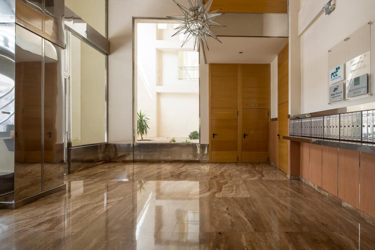 Atico Top Granada, Penthouse, 18-19th floor, City Centre, Views, Terrace, Free Parking - Ferienwohnung