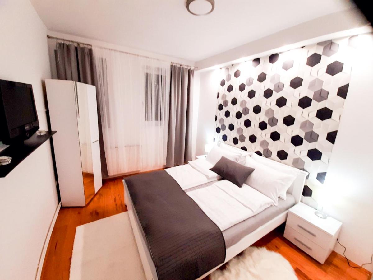 B&B Vrnjačka Banja - Apartman Djoana - dvosoban apartman u blizini Akva Parka Vrnjačke Terme - Bed and Breakfast Vrnjačka Banja