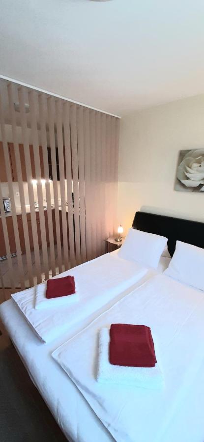 ÉKKŐ APARTMAN - B&B