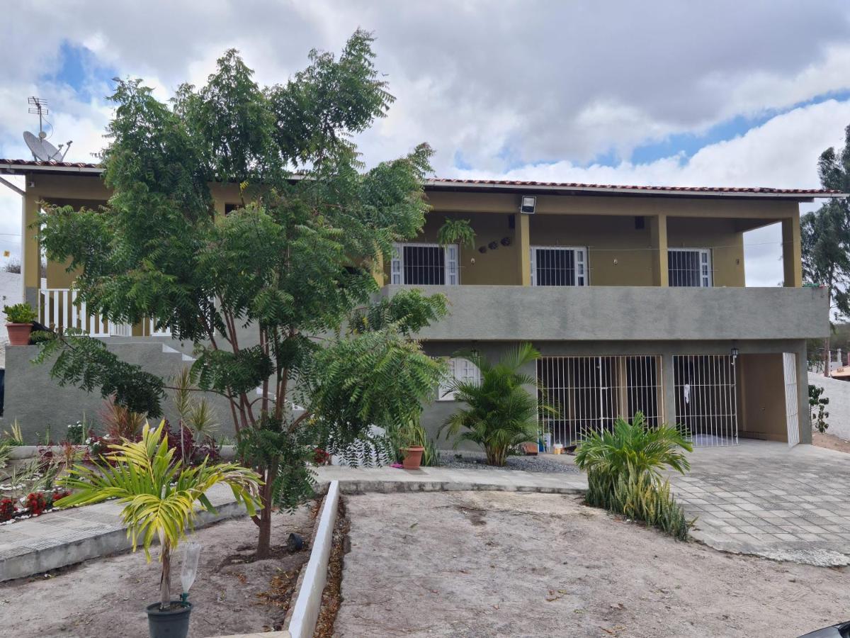 CASA ACONCHEGANTE E ESPAÇOSA - B&B Gravatá