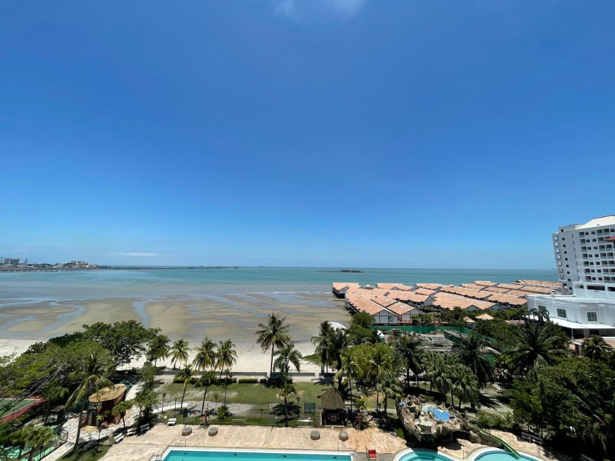 B&B Port Dickson - GLORY BEACH 3 bedroom Seaview Resort-PRIVATE - Bed and Breakfast Port Dickson