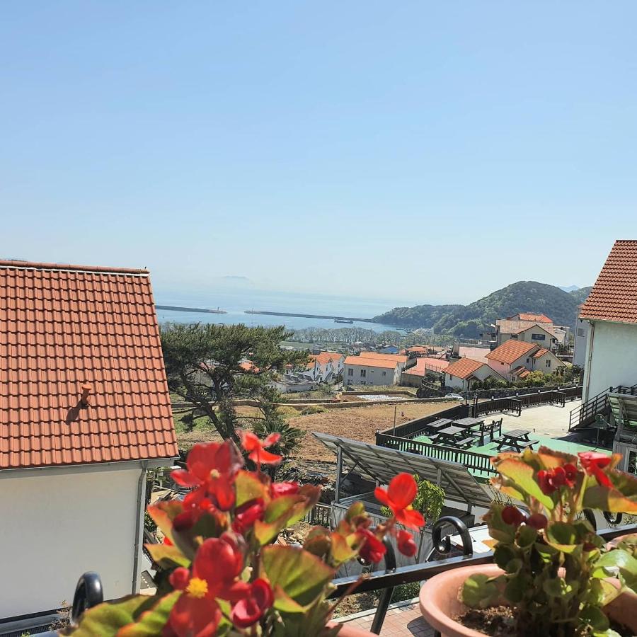 Namhae Manheim pension - B&B