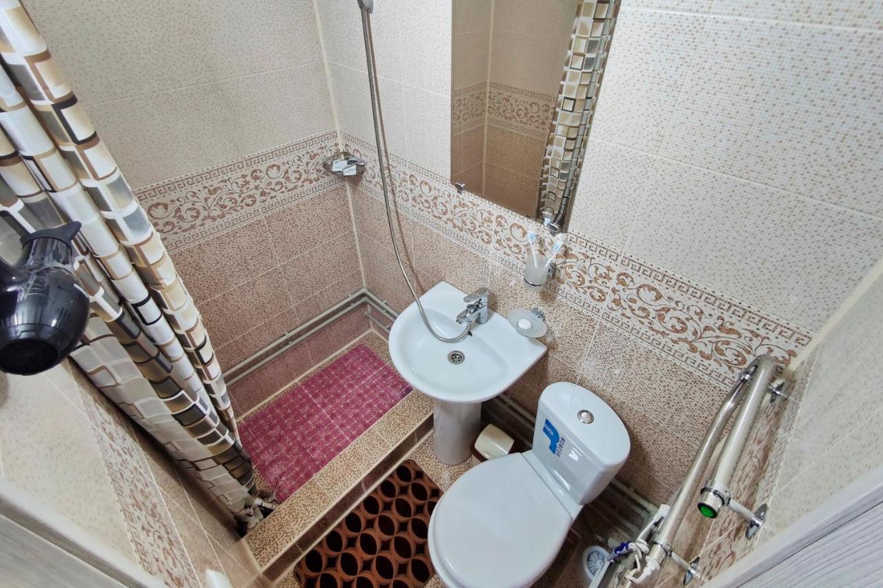 Апартаменты в микрорайоне Орбита-2, 4 - B&B Almaty