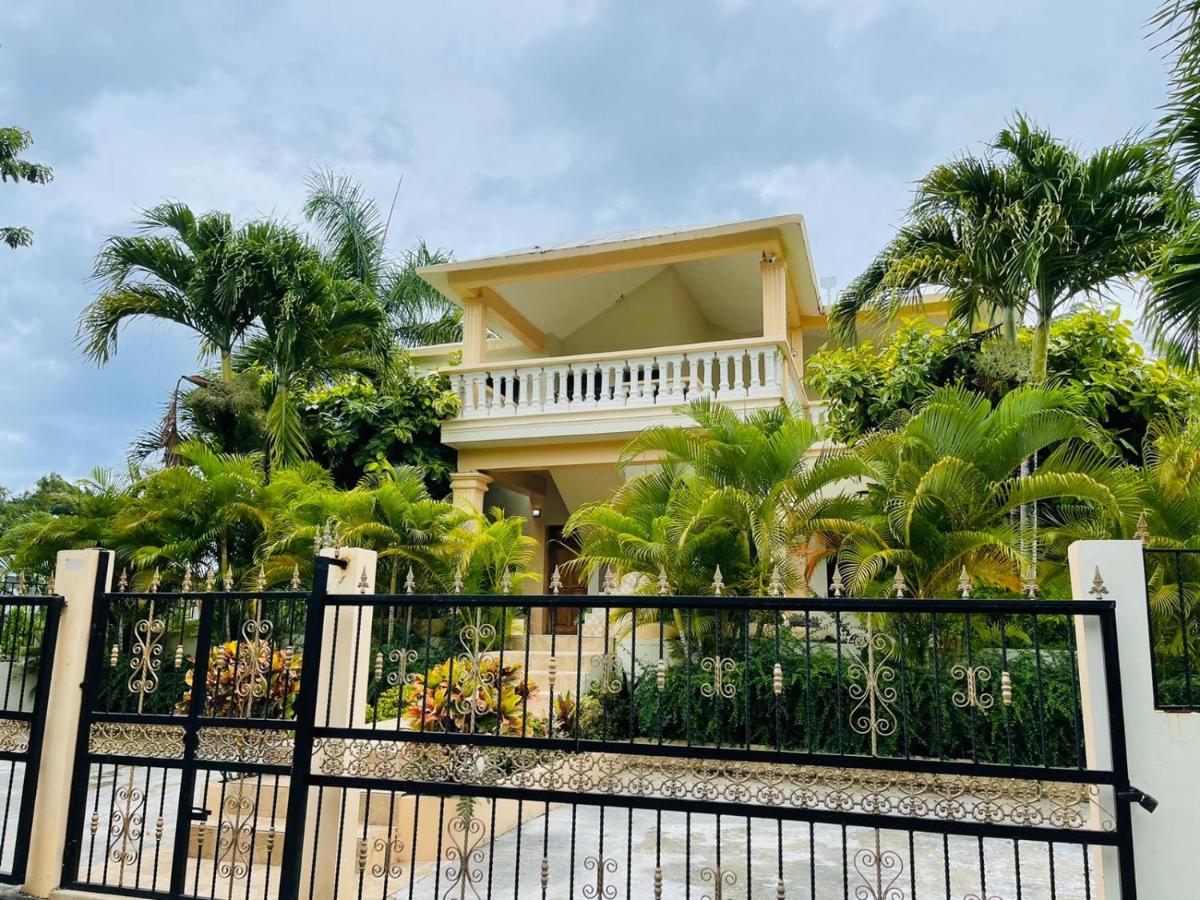 Caleton Group - B&B Río San Juan