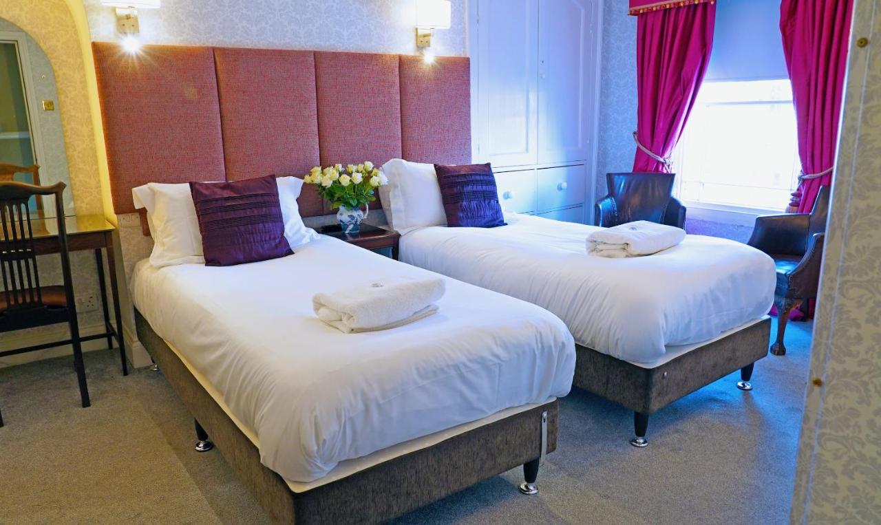 Superking or Twin Room