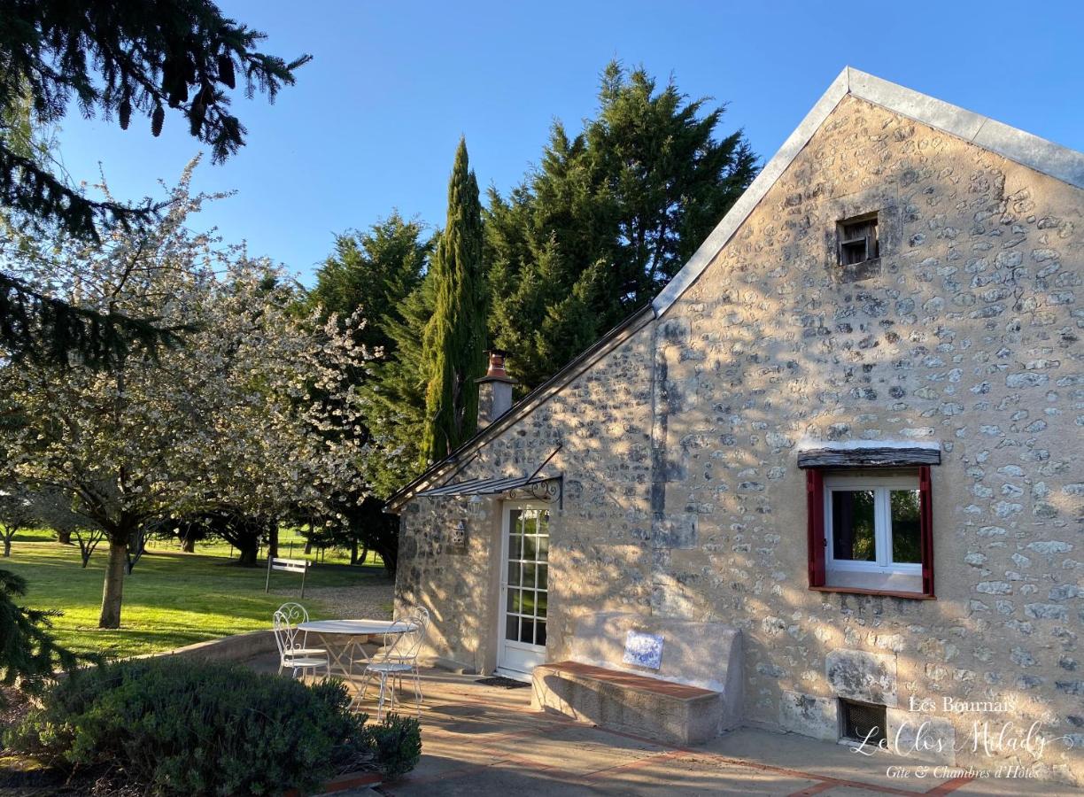 Chambres d'Hôtes Les Bournais - Le Clos Milady - Ferienwohnung