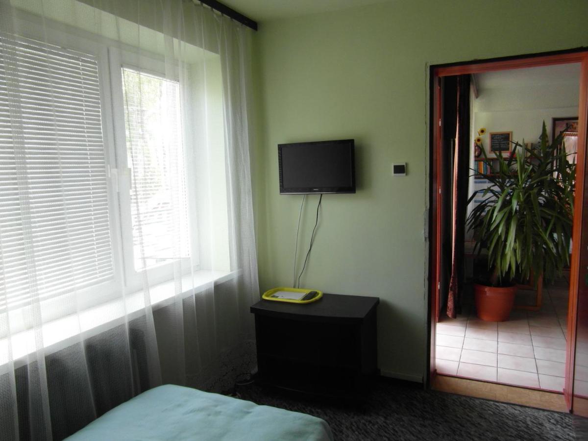 Twin Room with Private External Bathroom
