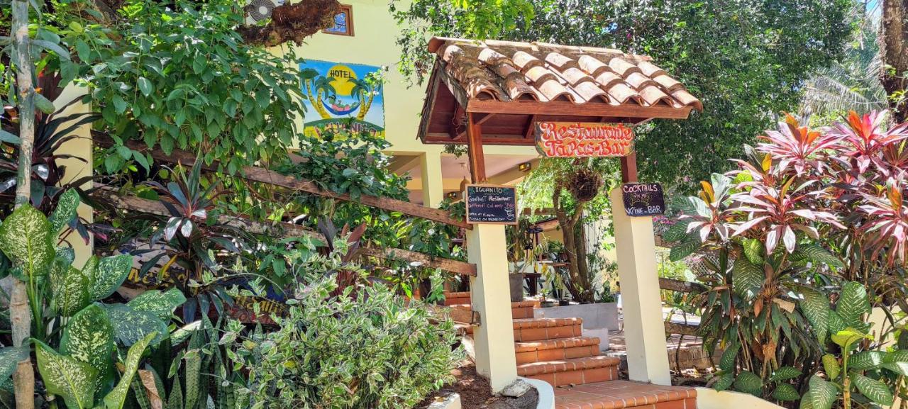 B&B Santa Catalina - Hotel Iguanito - Bed and Breakfast Santa Catalina