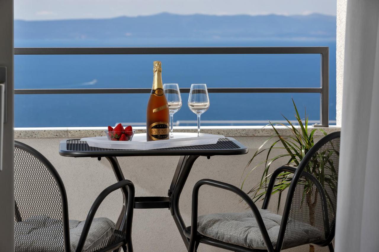 Holiday home L & B Makarska - B&B