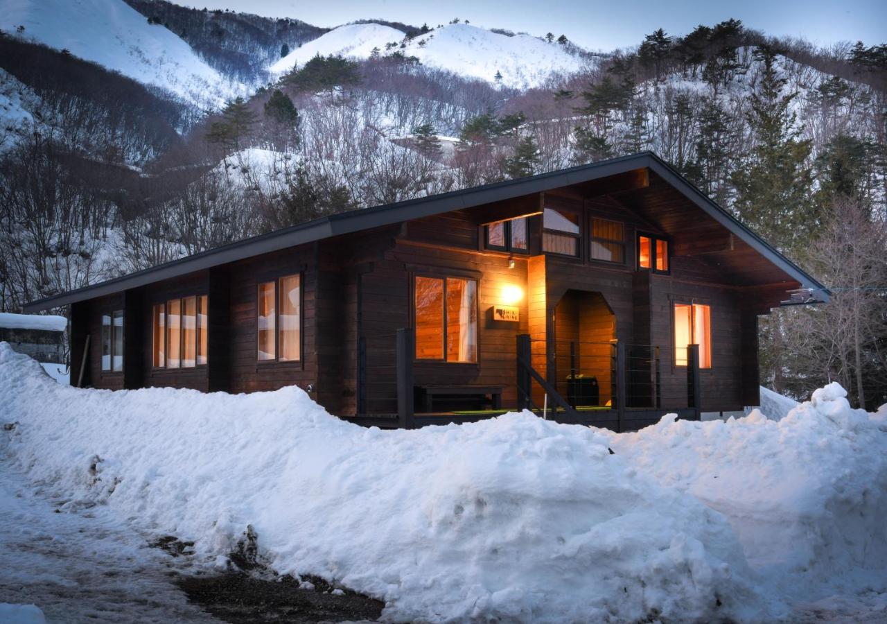 Woodpecker Chalet - B&B Hakuba