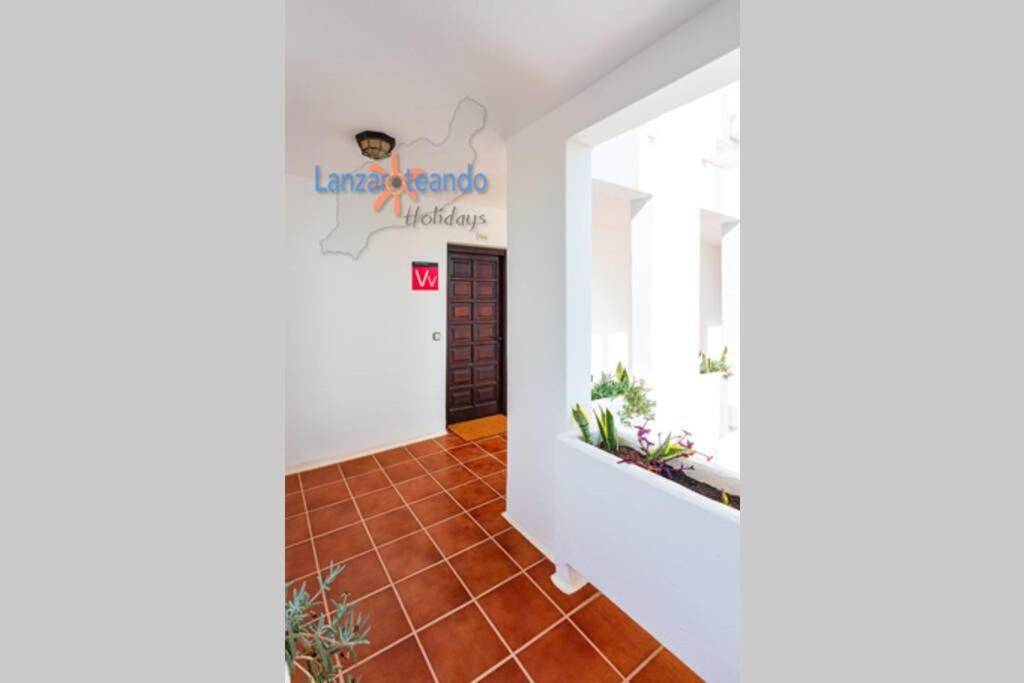Vivienda Vacacional Los Molinos 7210 - Chambres d’hôtes Costa Teguise