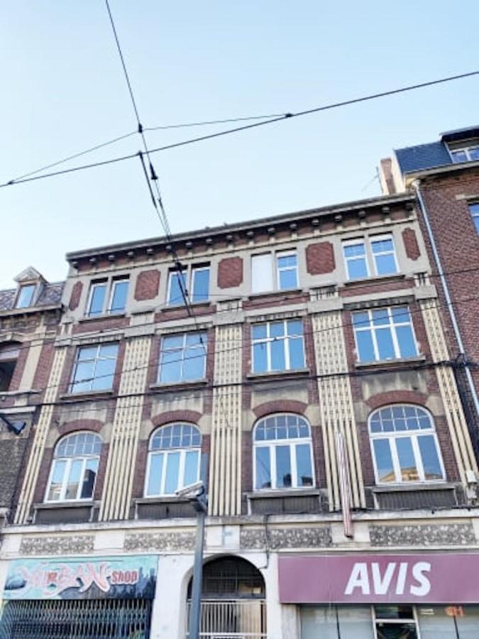 Capsule Gaming balnéo & billard & babyfoot & sauna 2 chambres - Ferienwohnung Valenciennes
