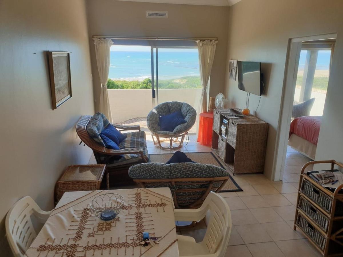 The Sparrow's Nest Beach-Front Self-catering - B&B