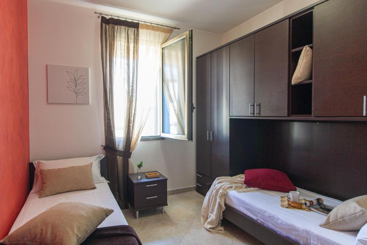 Two-Bedroom Apartment (6 Adults)