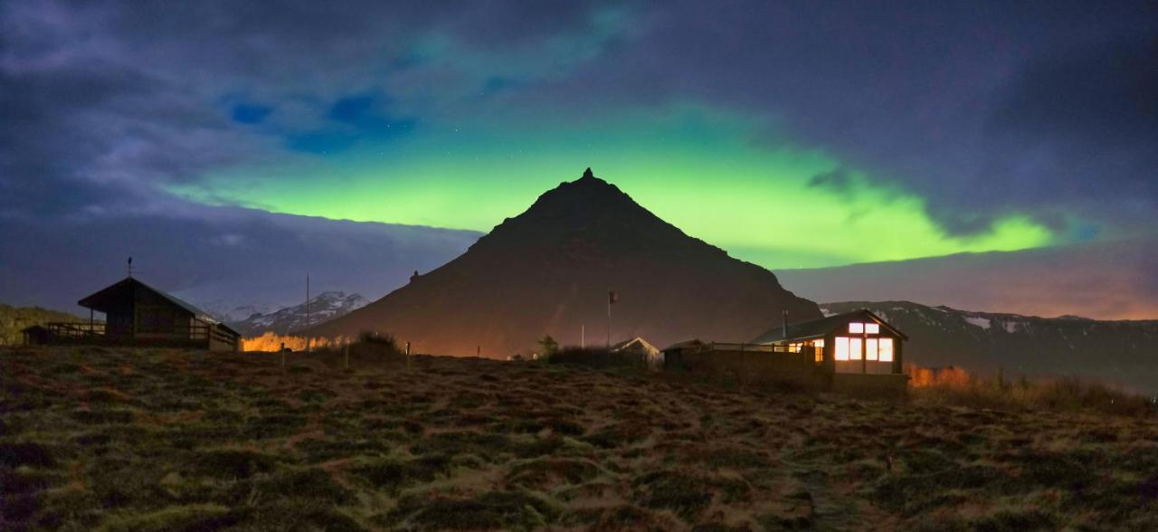 Lava House on the Ocean - B&B Arnarstapi