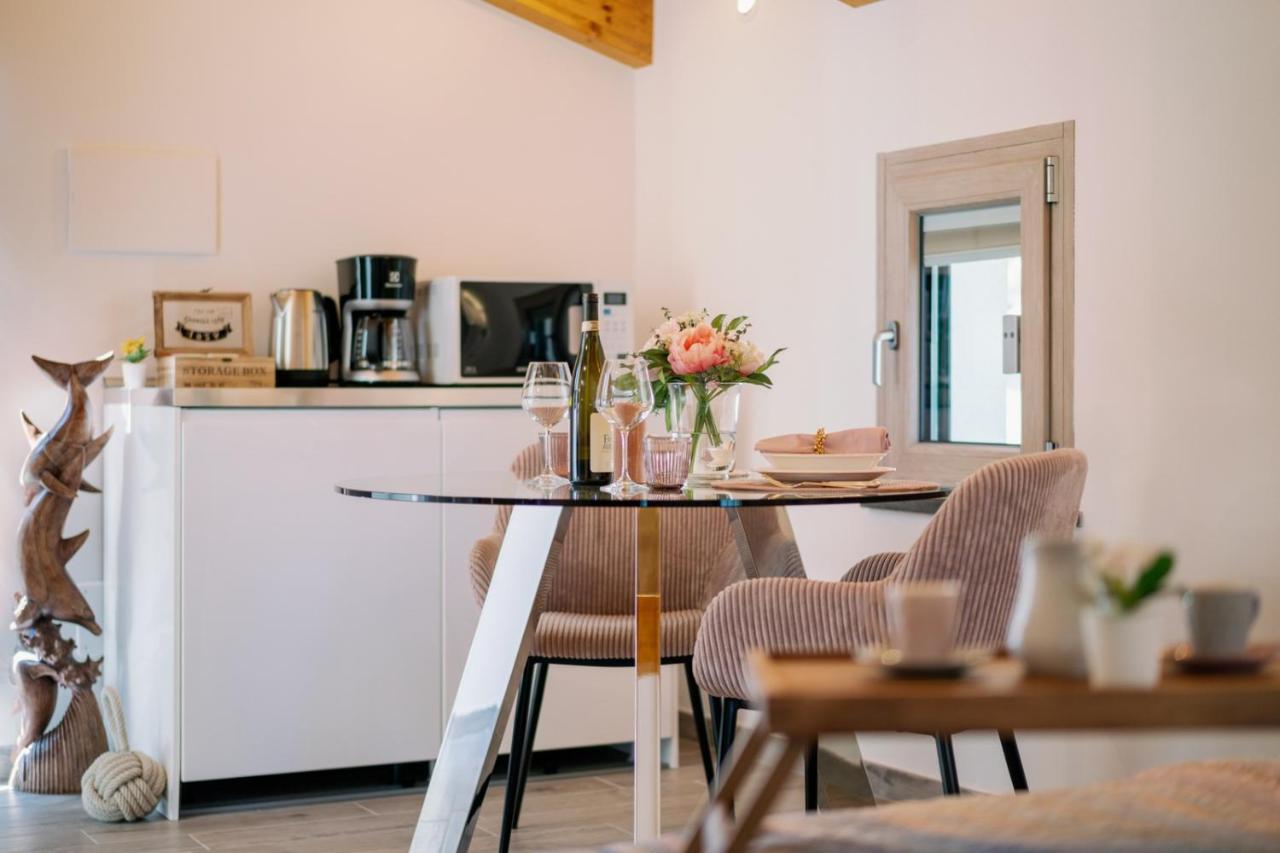 Cozy Penthouse with panoramic terrace - B&B Pontone