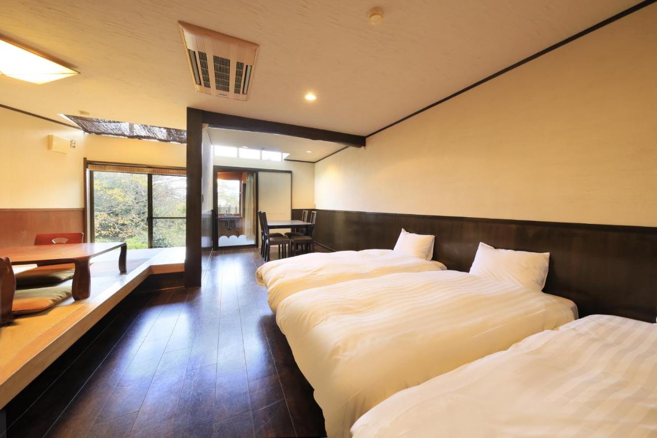 Triple Room with Balcony