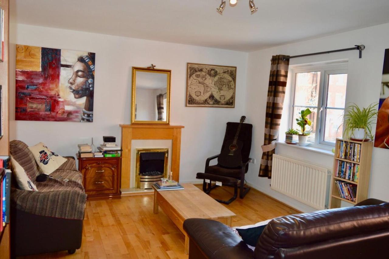 B&B Bristol - Charming Cosy Coach House in Fishponds Bristol - Bed and Breakfast Bristol
