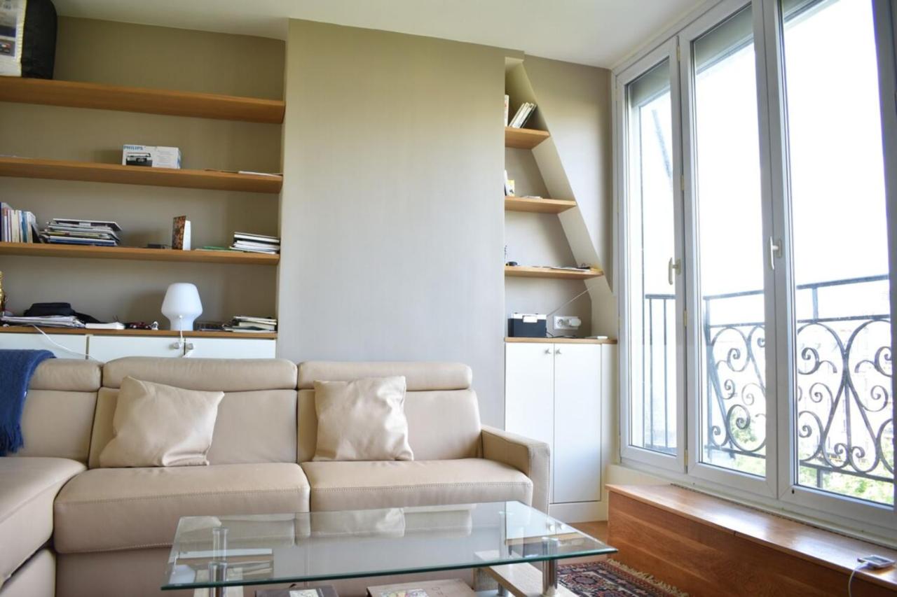 Fully Renovated Bright Studio With High View - B&B