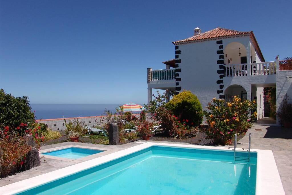 Apartamentos Finca Casa Jardín - B&B Tijarafe