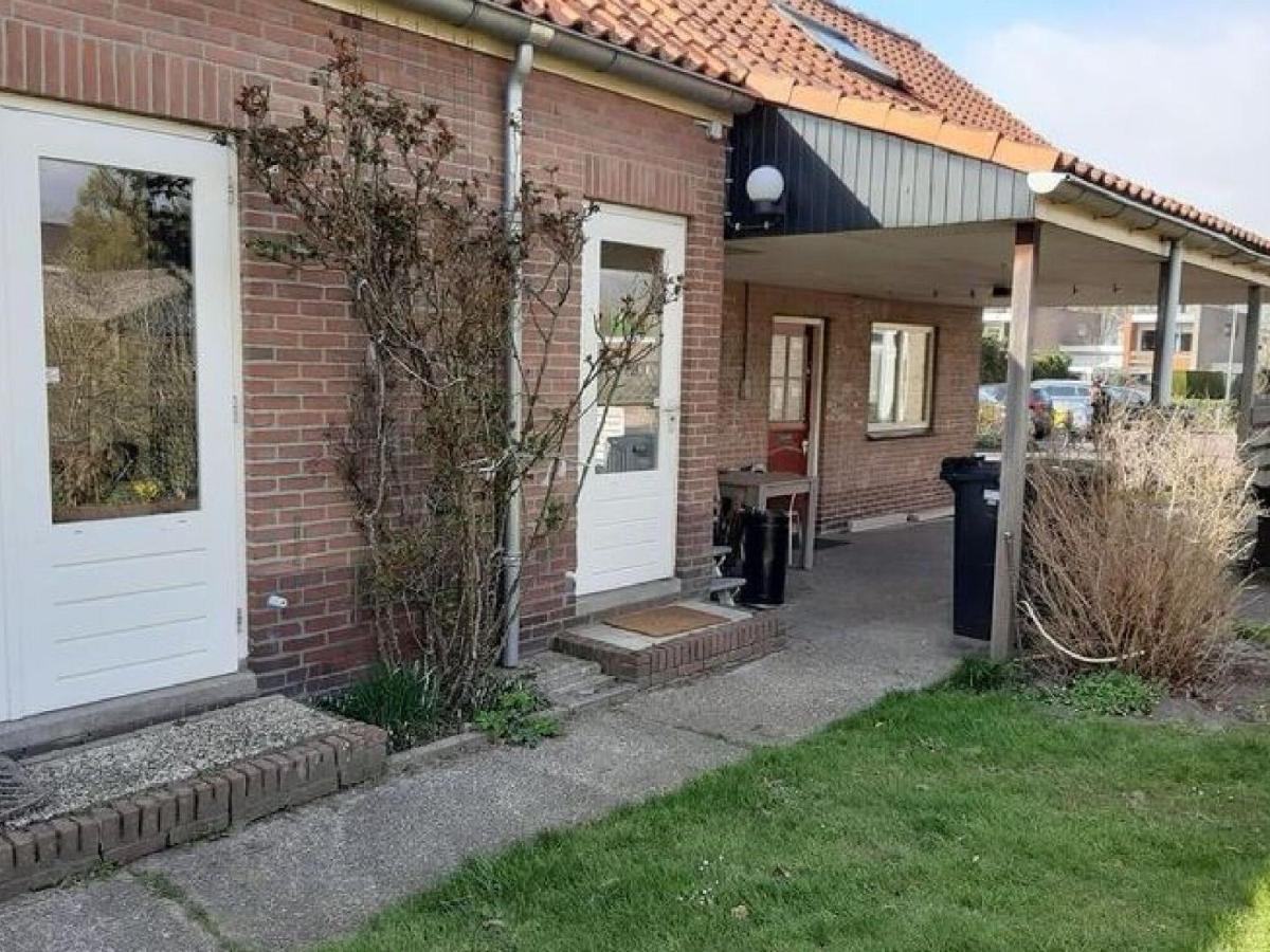 B&B Groet - Holiday home with covered terrace - Bed and Breakfast Groet
