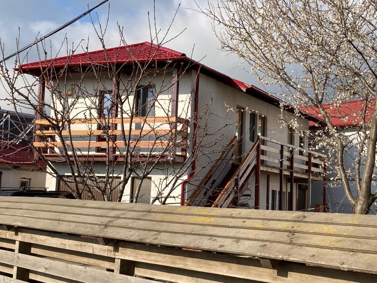 Nayana Vama Veche - Bed and Breakfast