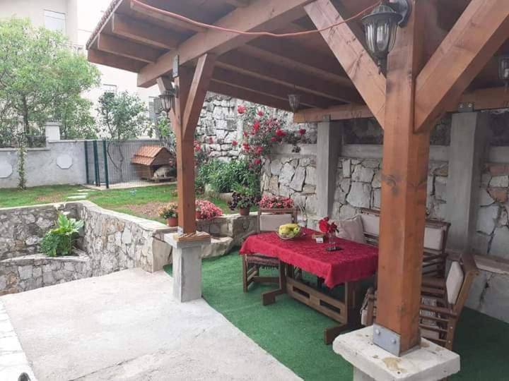 Mini Garsonjera - Bed and Breakfast Podgorica