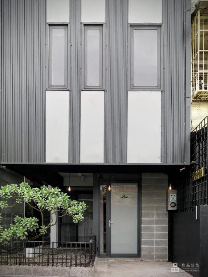 Eighteen Homestay - Bed and Breakfast Yuanshan