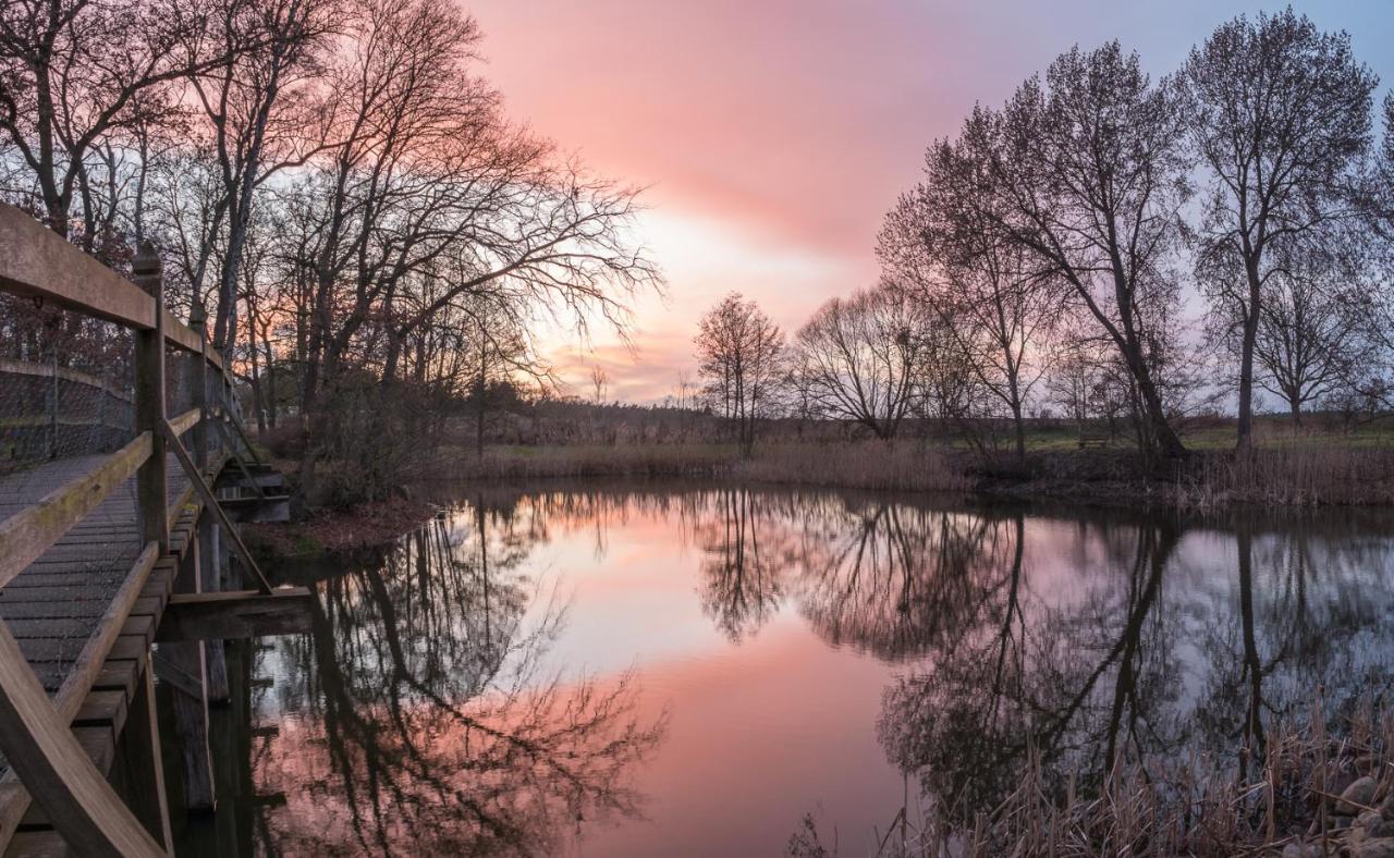 Schmiede der Wasserburg Liepen - Chambres d’hôtes Gielow