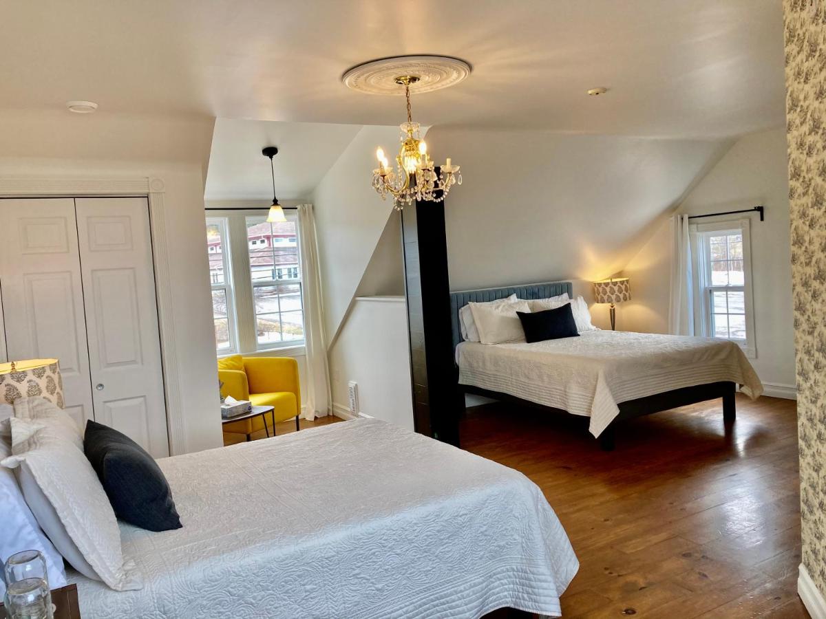 Deluxe Double or Twin Room with Ocean View