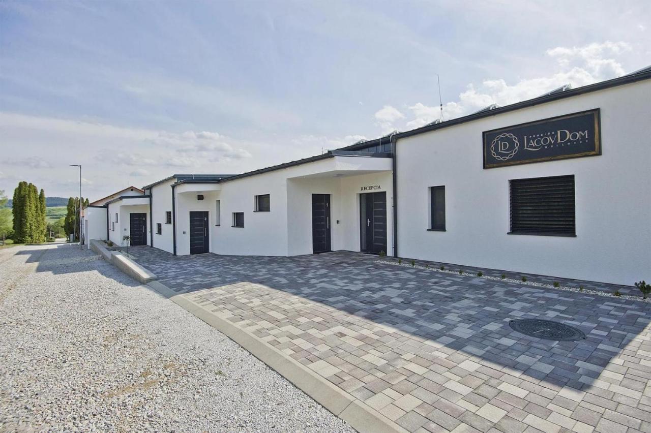 Apartmány Lacov Dom - B&B