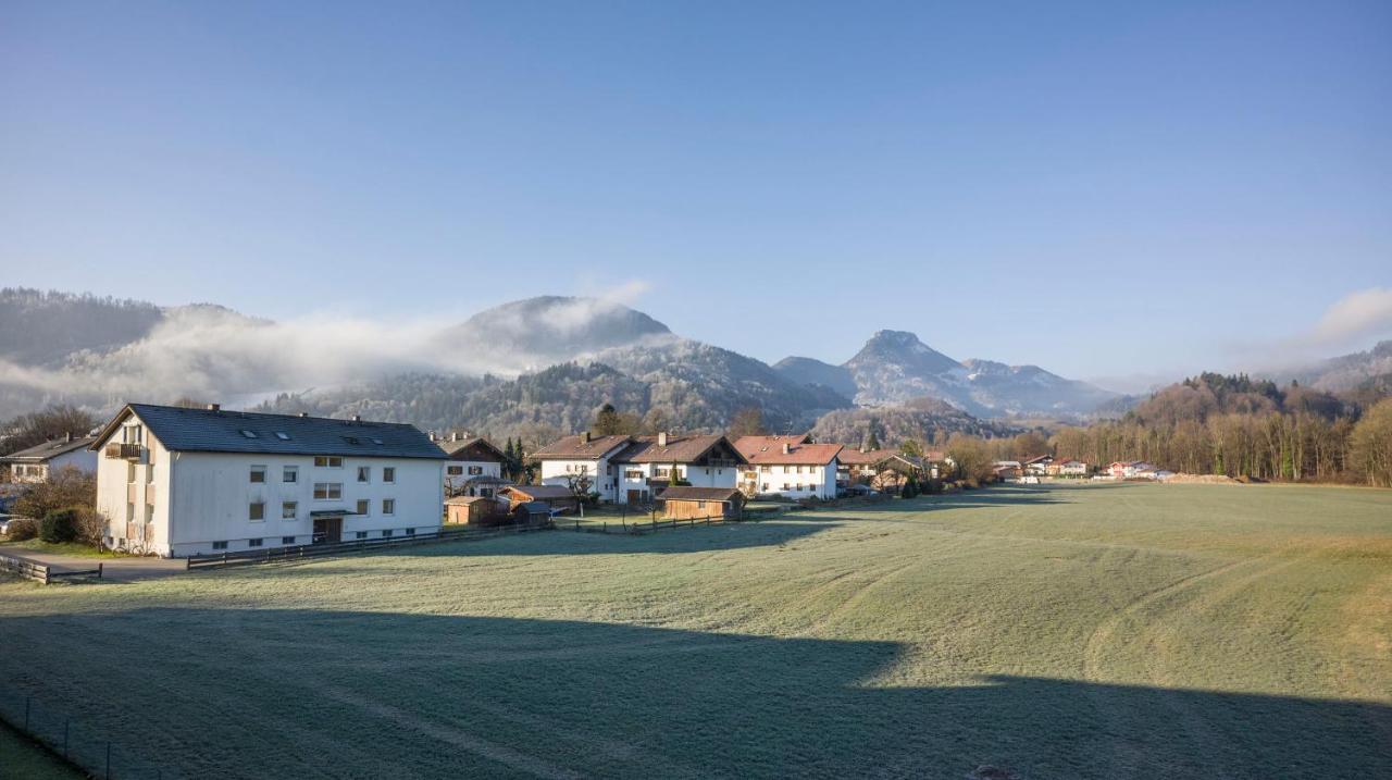 Wellness Ferienwohnung Schweinsteiger mit Hallenbad und Sauna - B&B