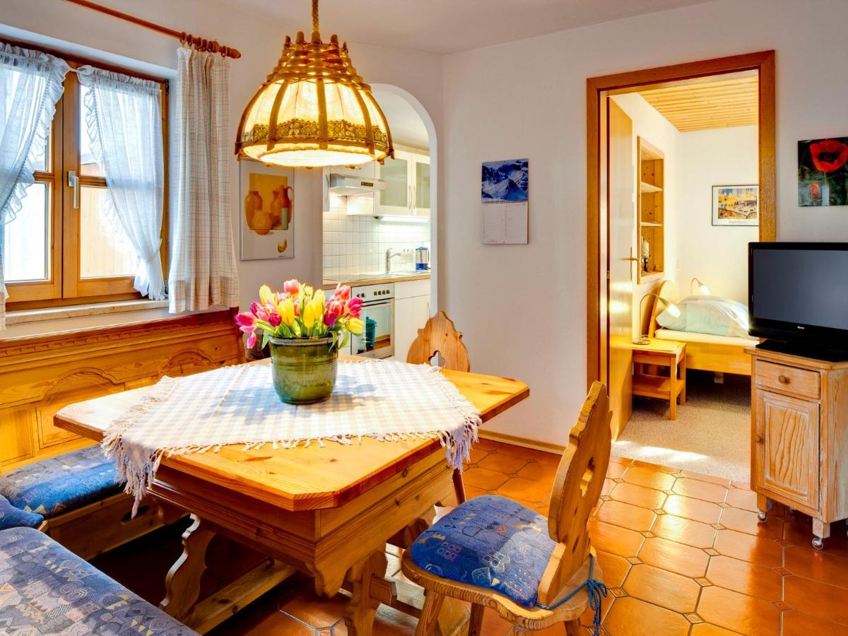 Apartment mit Terrasse