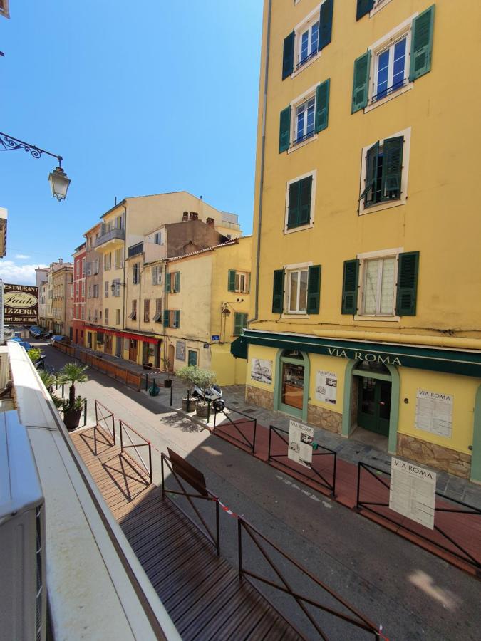 Studio entièrement rénové vieille ville - Chambres d’hôtes Ajaccio