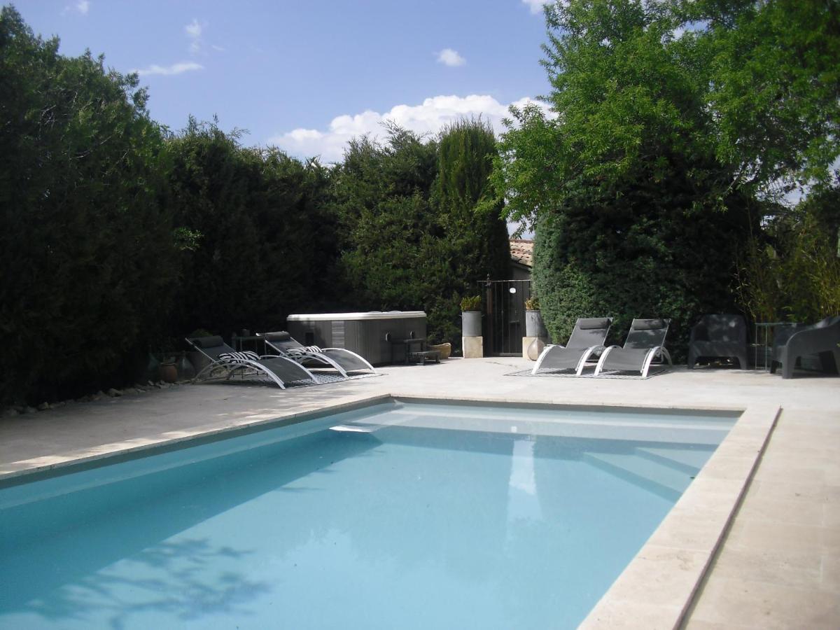 Gîte la fontaine de l alouette piscine et SPA en Provence - B&B Méthamis