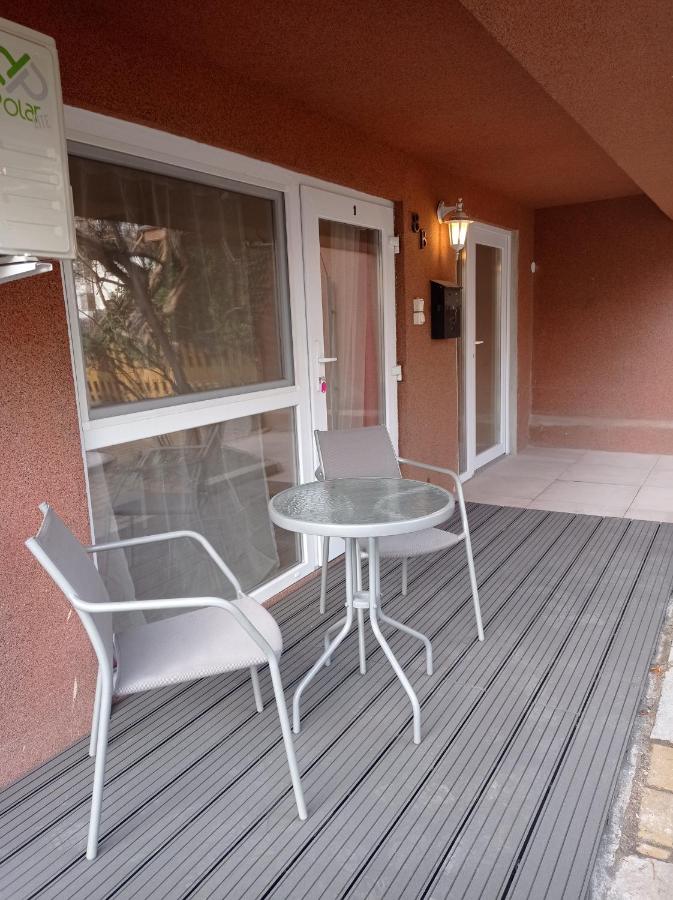 Apartment mit Terrasse