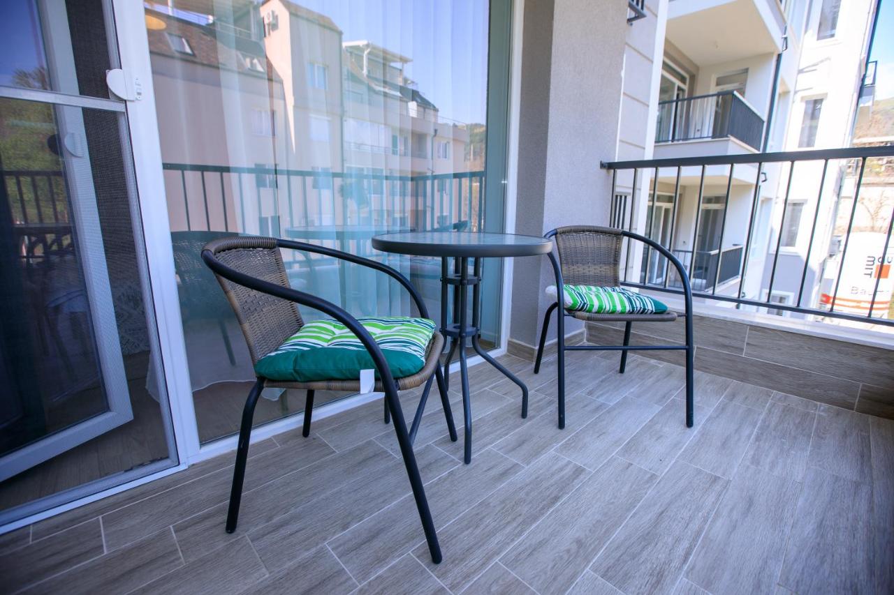 Лукс Апартамент Радост 2 - Ferienwohnung