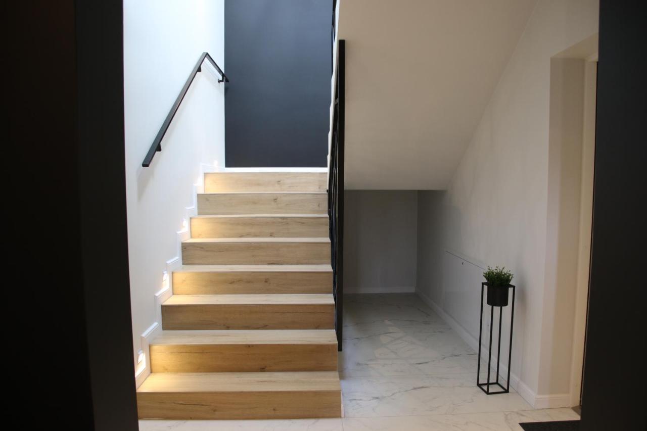 Apartamenty Royal Maris 3 - najlepsza lokalizacja w Ustce, blisko plaży i portu, bezpłatny parking, ścisłe centrum - Chambres d'hôtes Ustka