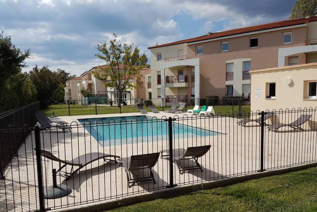 Charmant studio avec piscine et clim (en été) - Ferienwohnung