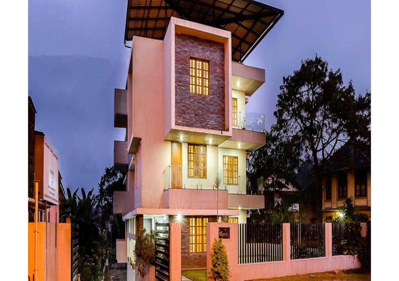 B&B Madikeri - MySpace Express Oleander Service Apartments - Bed and Breakfast Madikeri