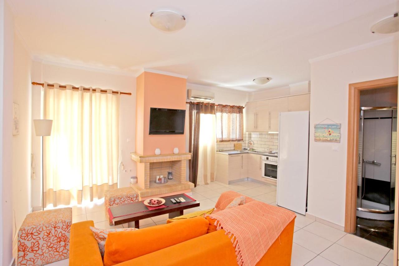 Apartment near the sea and the Athens airport , Artemida - Ferienwohnung Artémida