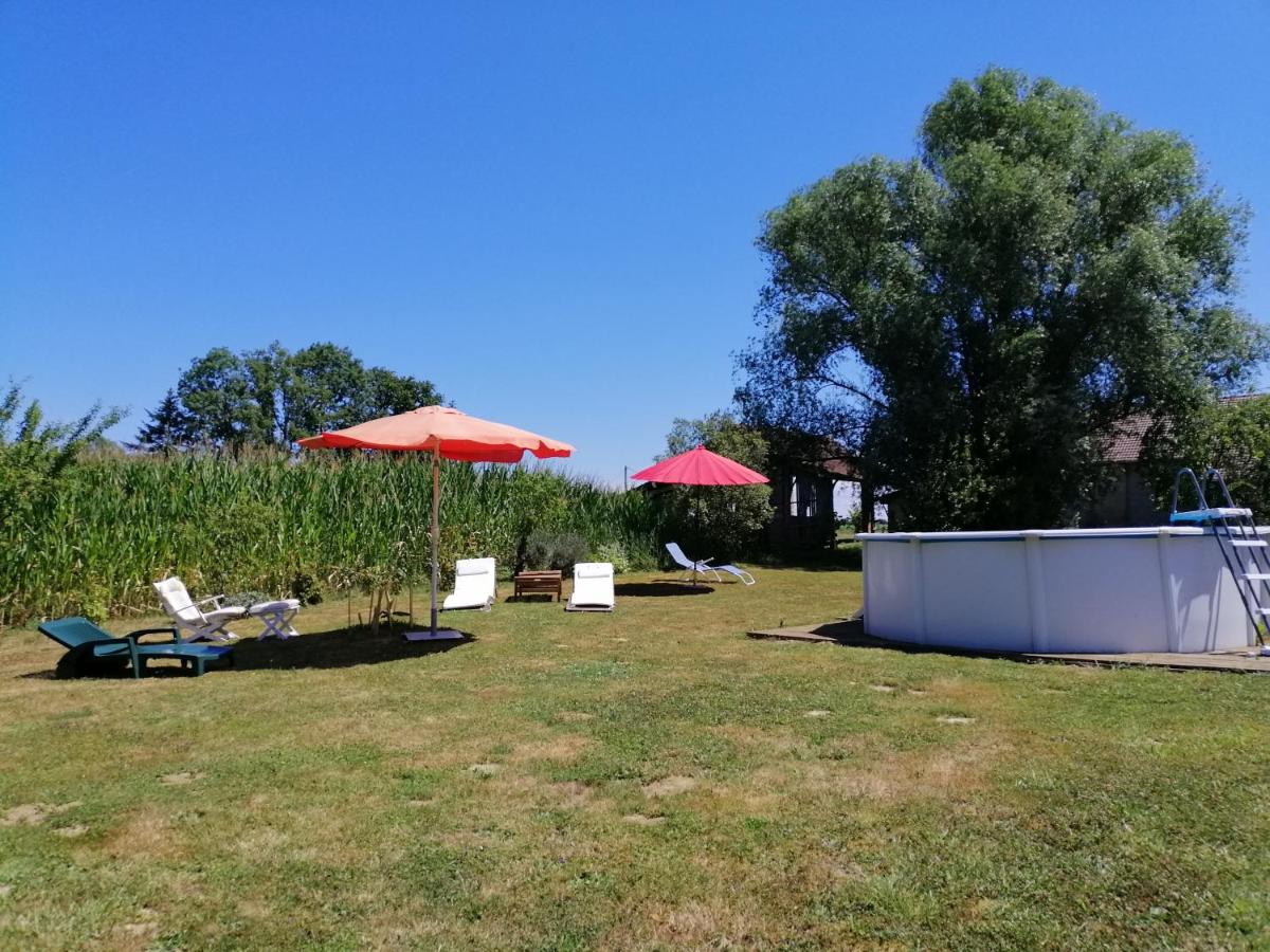 La Grange à outeaux - Bed and Breakfast