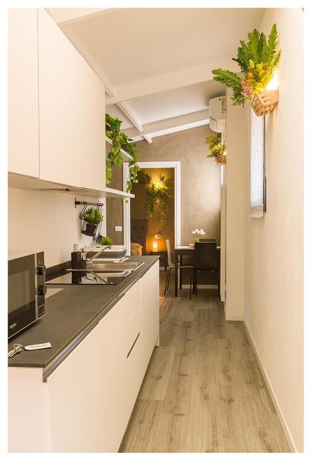 DEA DREAMS - Marghera WiFi Metro a 2 passi - B&B Milano