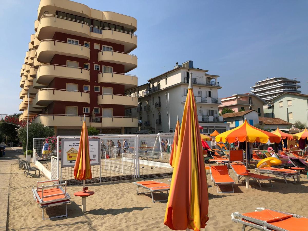 LUXORY BEACH APARTMENTS BELLARIA - B&B