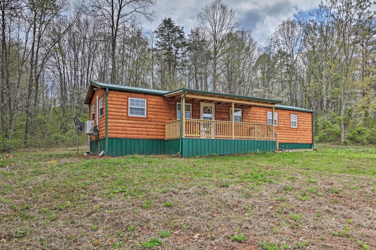 Cozy Bidwell Cabin with Deck Trail and Creek Access! - Chambres d’hôtes