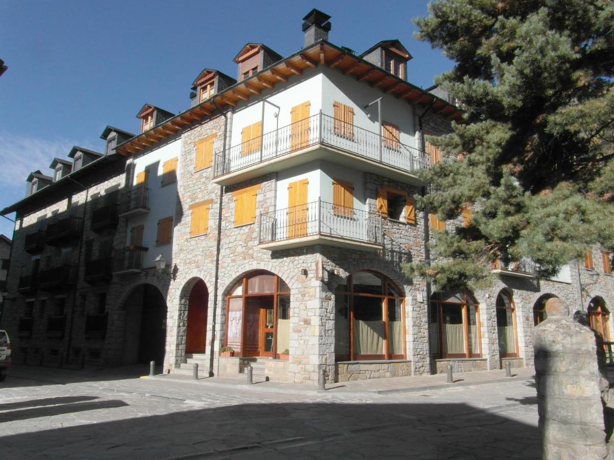 B35 - Edif. Sayo IV Apartamento - Villmor - B&B Benasque