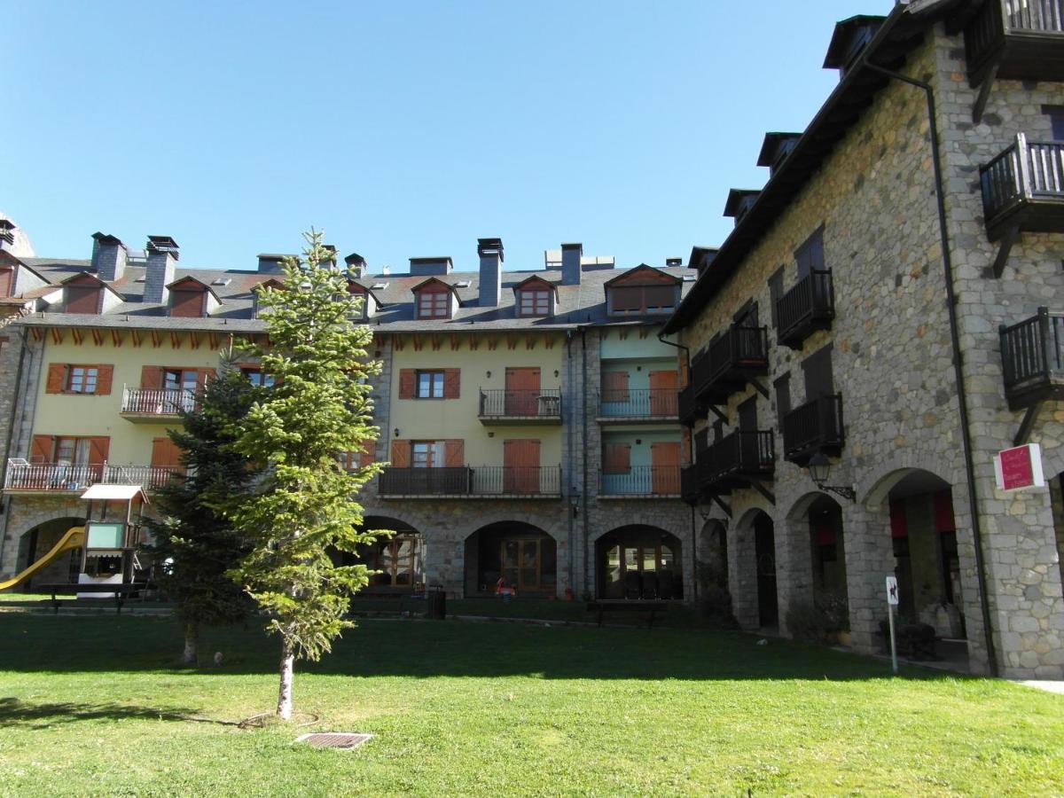 B35 - Edif. Sayo IV Apartamento - Villmor - B&B Benasque